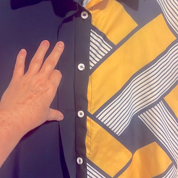 M ChicMe Women Printed Lapel Button Down Shirt Short Sleeve Summer - Picture 7 of 10